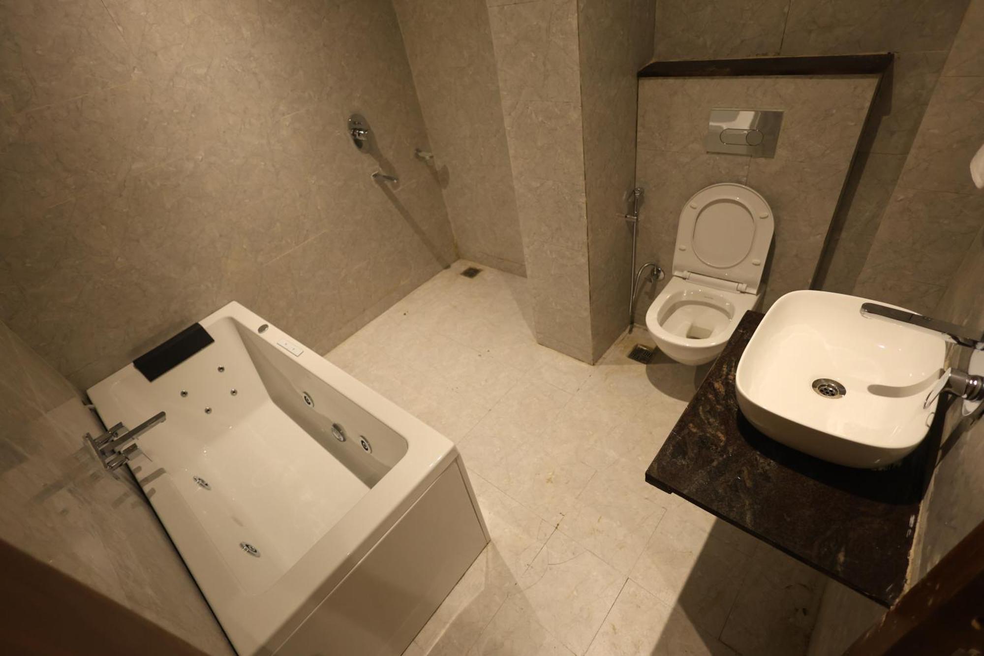 Aceotel Premier, Vijay Nagar Indore Exterior photo