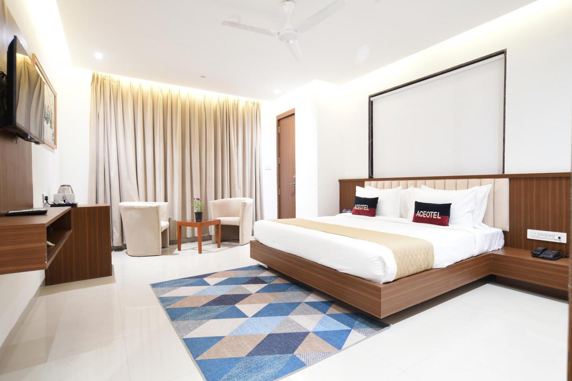 Aceotel Premier, Vijay Nagar Indore Exterior photo